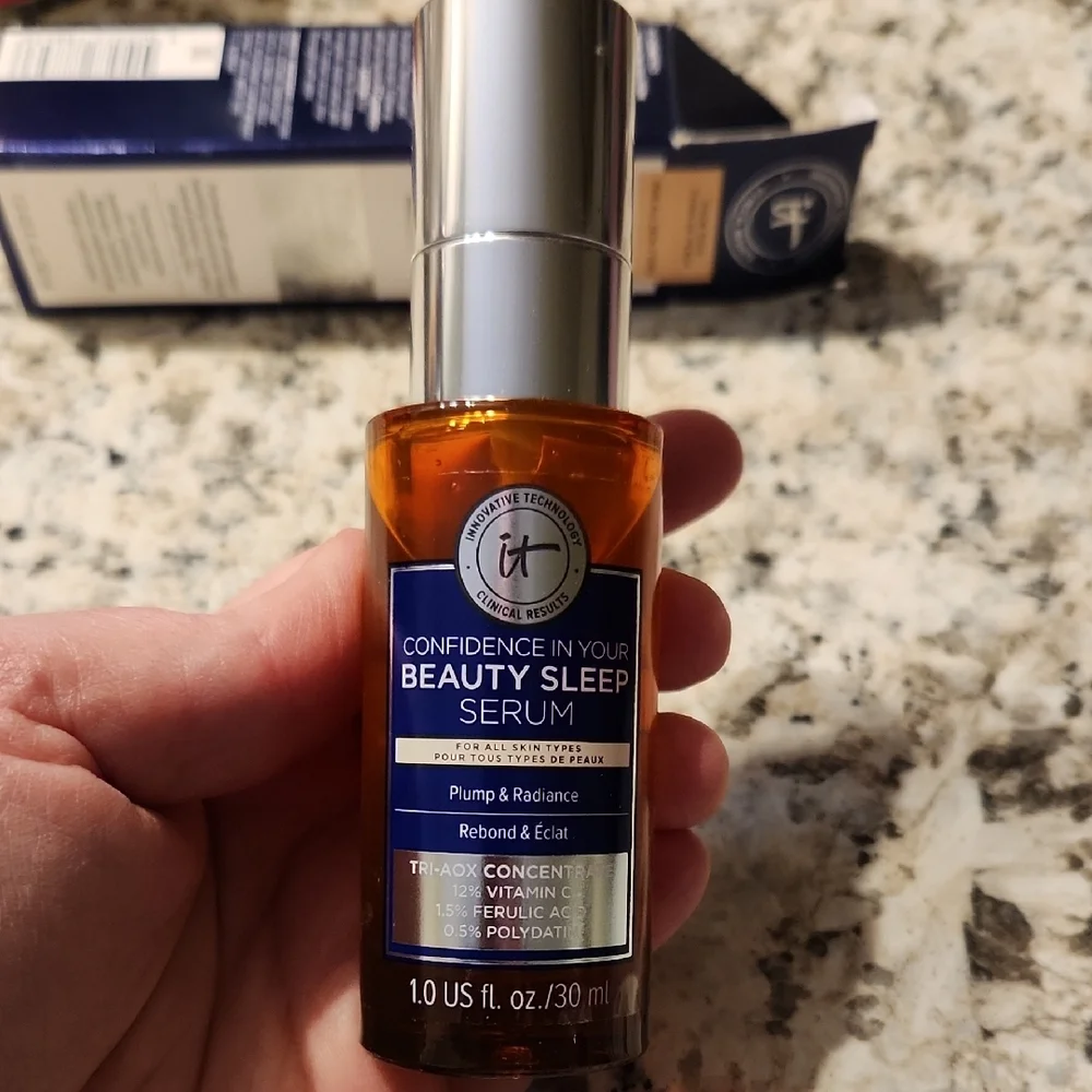 IT Cosmetics Beauty Sleep Serum with Blue and Silver Packaging - Picture 10 of 10